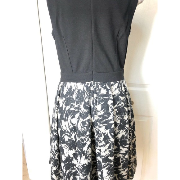 B And K Buchanan Kang Printed Fit Flare Dress 6 - Picture 9 of 12